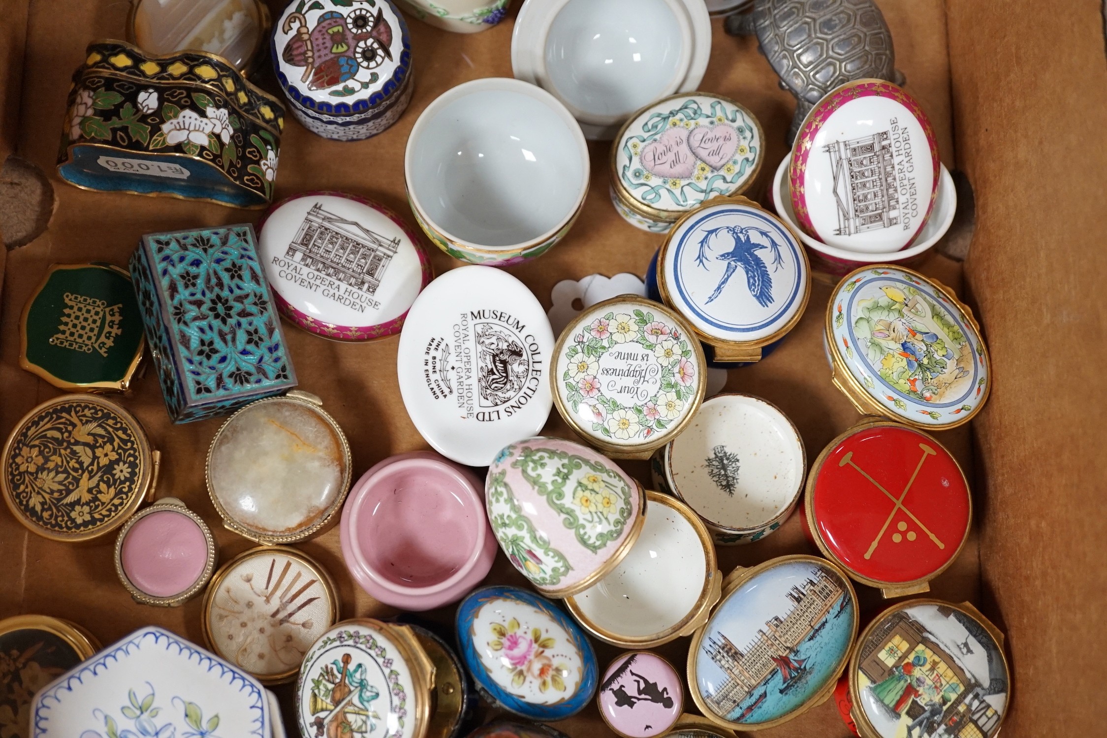 Thirteen assorted Halcyon Days and Staffordshire enamel boxes